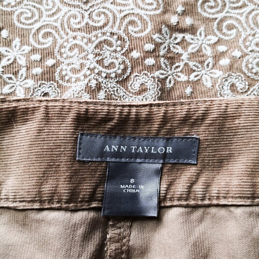 Vintage Ann Taylor ‎ Corduroy Embroidered Skirt Size 8 - Picture 4 of 4